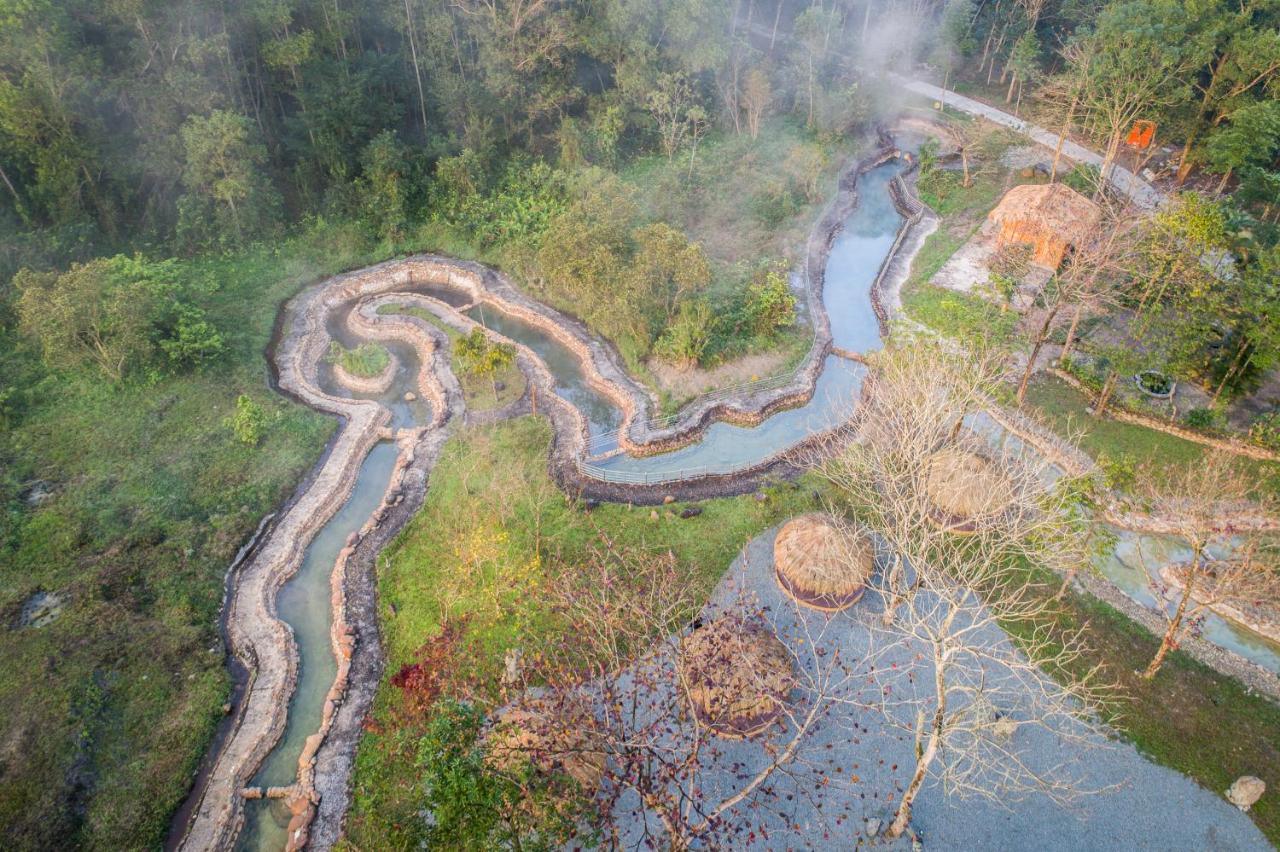 Thanh Tan Hot Springs By Fusion Hue Zewnętrze zdjęcie